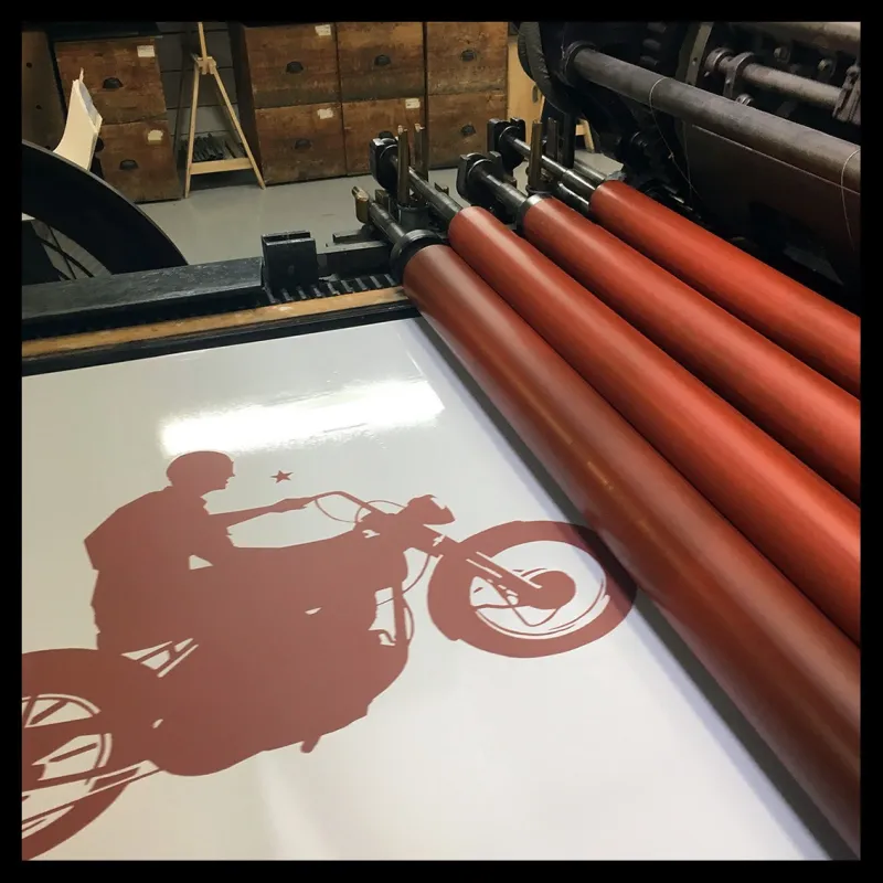 Lorenzo Eroticolor – Skvele motocyckly, Pro radostnou jizdu, 2017