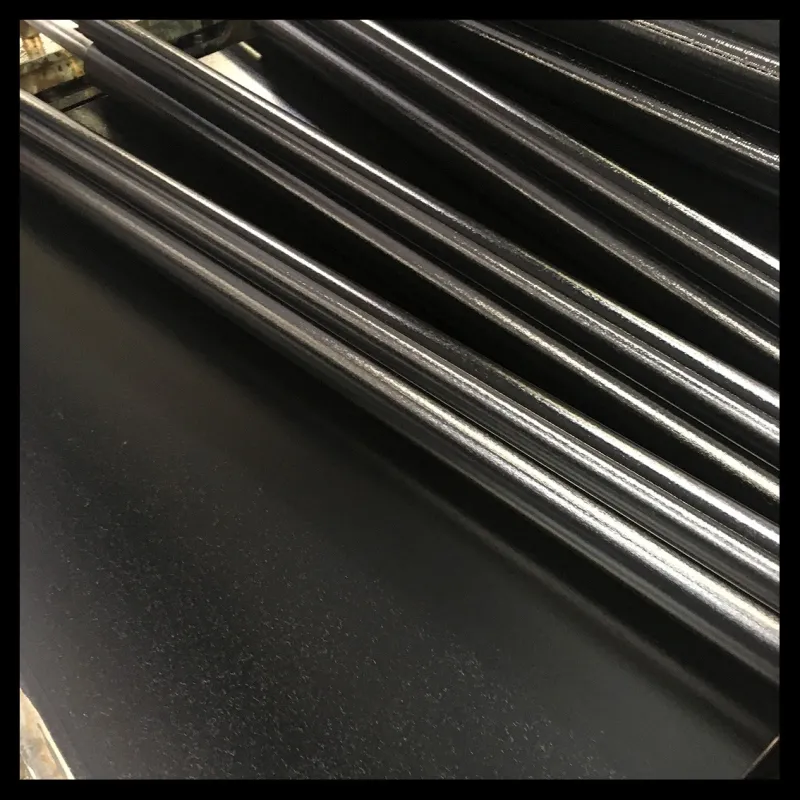 Photolithographie, "Moteur Harley-Davidson", 2018, Éditions Anthèse, photographie de Grégory Mathieu