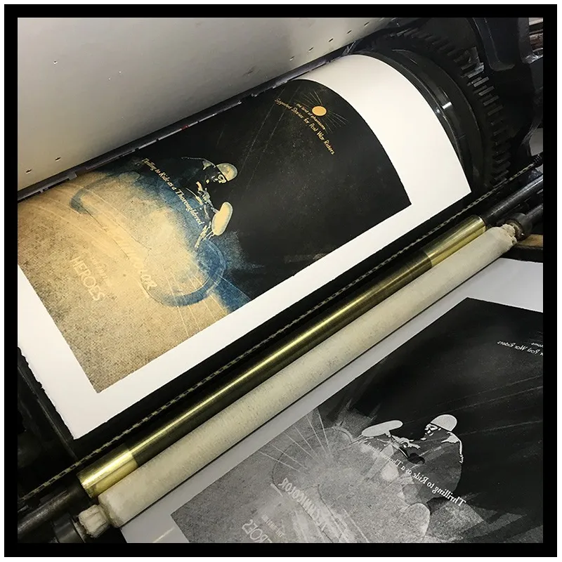 Lorenzo Eroticolor – HEROES - "The Land of Phantoms" - Lithographie - Affiche