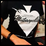 T-Shirt by Lorenzo