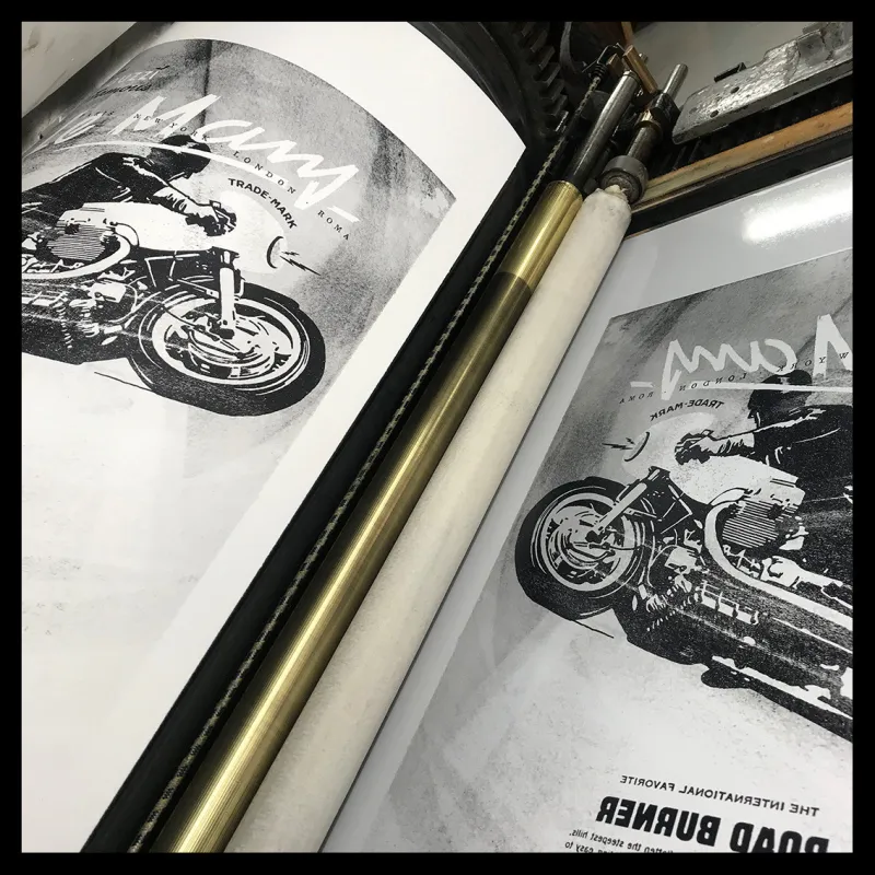 Lorenzo Eroticolor "Moto Guzzi Le Mans"