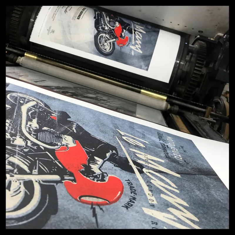 Lorenzo Eroticolor "Moto Guzzi Le Mans"
