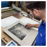 Lithographie "Madeleine, Résistante" par Dominique Bertail