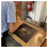 Lithographie "Madeleine, Résistante" par Dominique Bertail