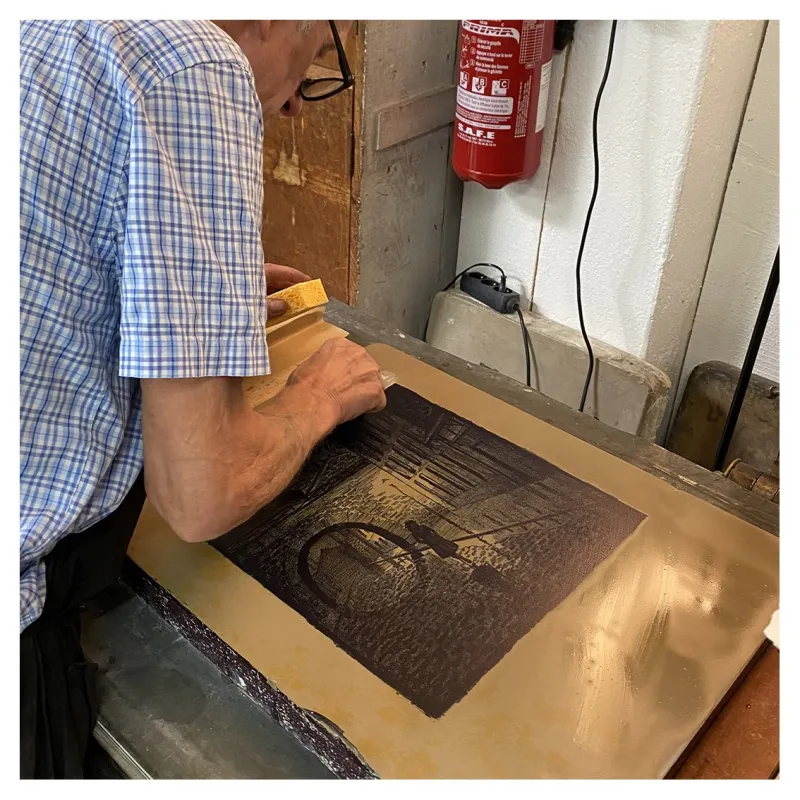 Lithographie "Madeleine, Résistante" par Dominique Bertail