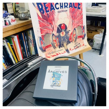 Lorenzo Eroticolor -  Boîte Collector Normandy Race Beach, 2025 Lorenzo Eroticolor -  Boîte Collector Normandy Race Beach, 2025