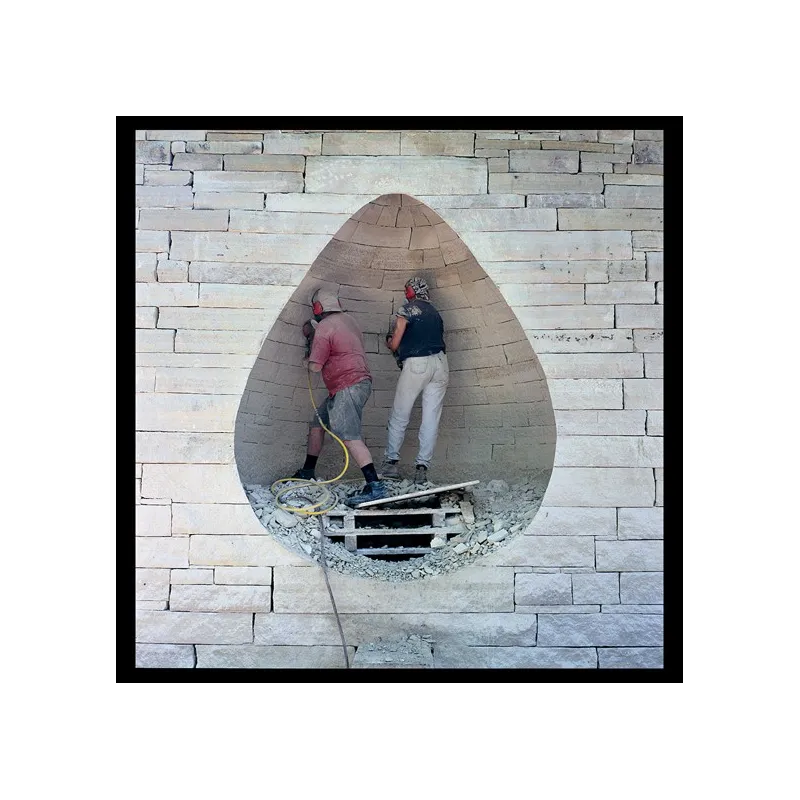 Passage, Andy Goldsworthy 